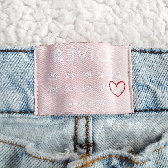 REVICE High Rise Distressed Bum Slit Straight Leg Boyfriend Jeans Size 32 - Picture 7 of 7